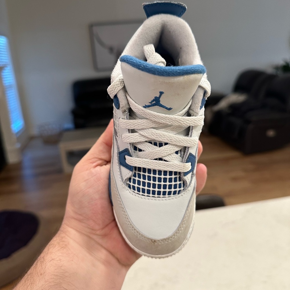 Jordan Retro 4 Military Blue - Picture 5 of 10